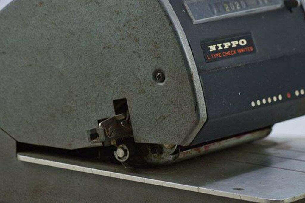 Poly bag sealer