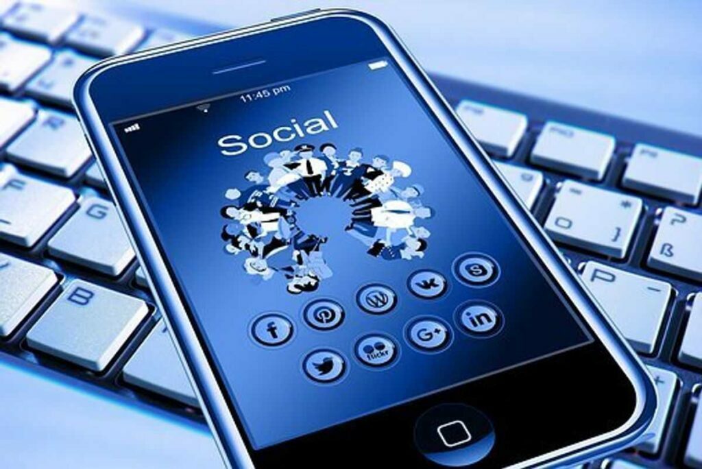 What Works With Social Media