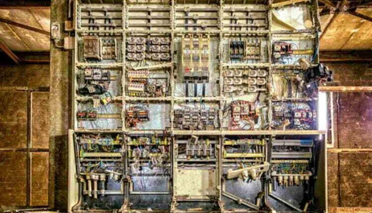 Custom Kitchen Cabinets