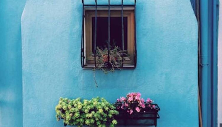 Fineo vacuum glazing