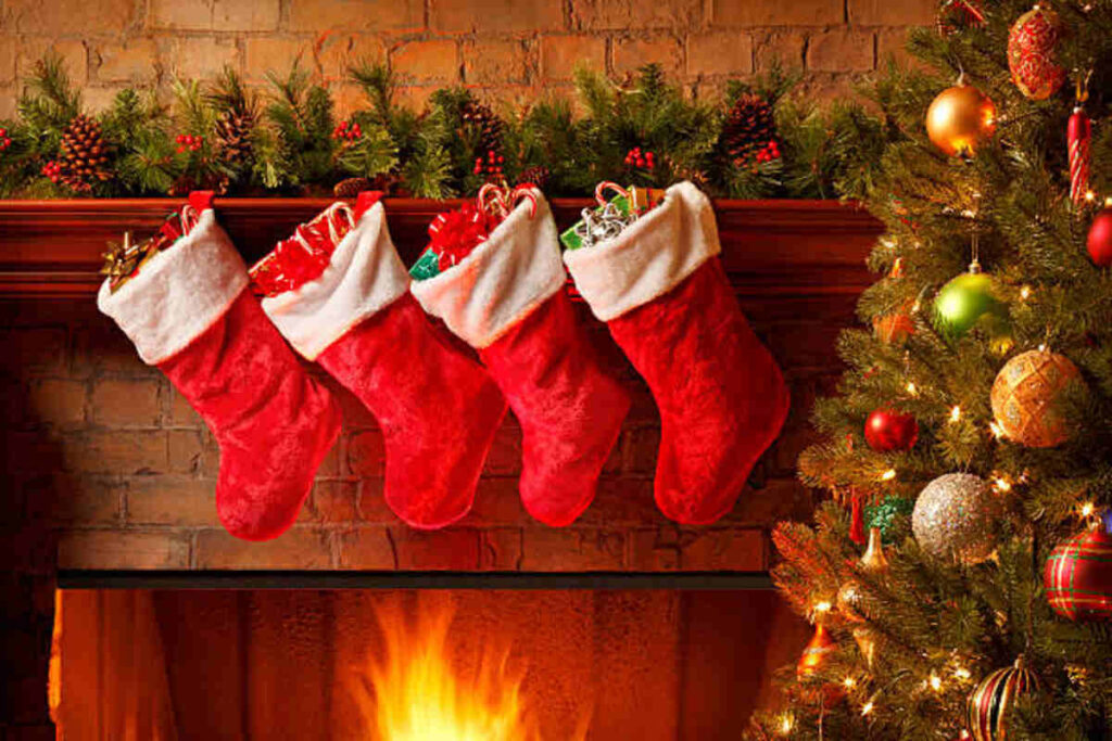 Holiday Spirit With Wool Christmas Stockings