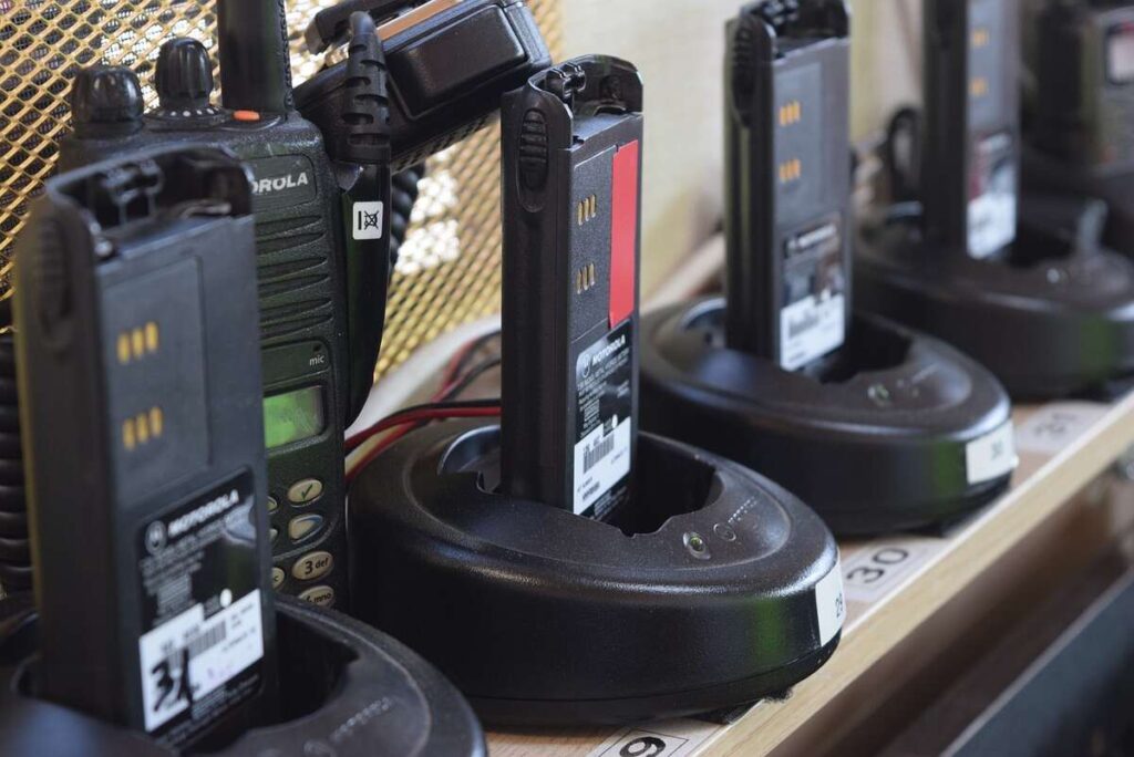 best battery operated radio for emergencies