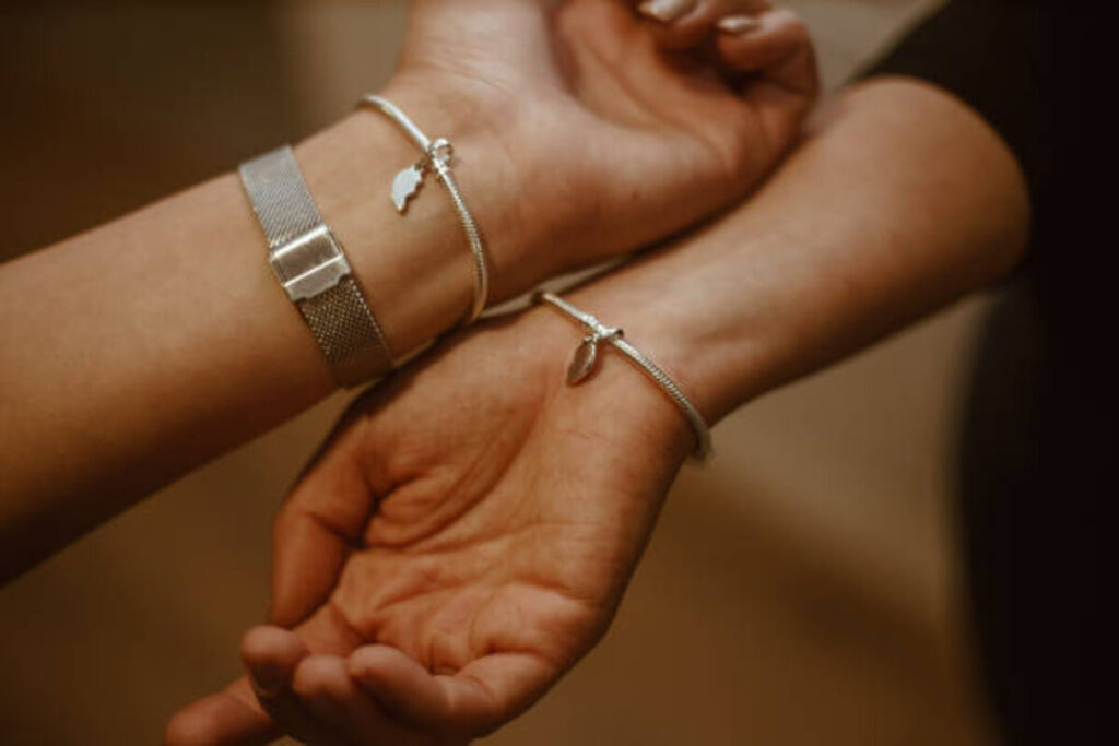 How to Choose the Perfect Jade Bracelet