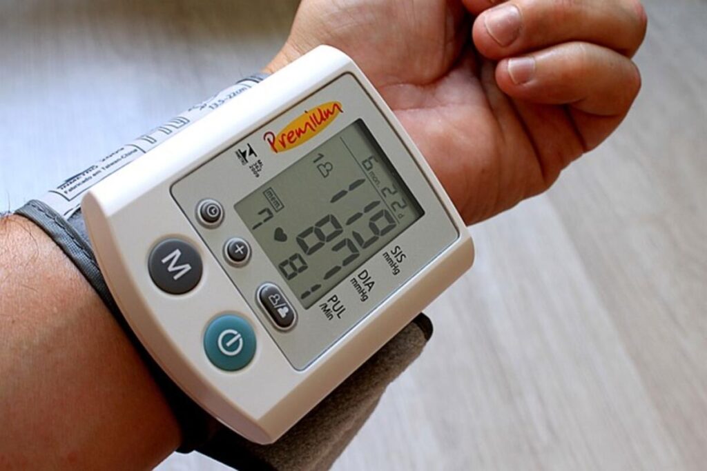 How to pick the Right Blood Pressure Monitor
