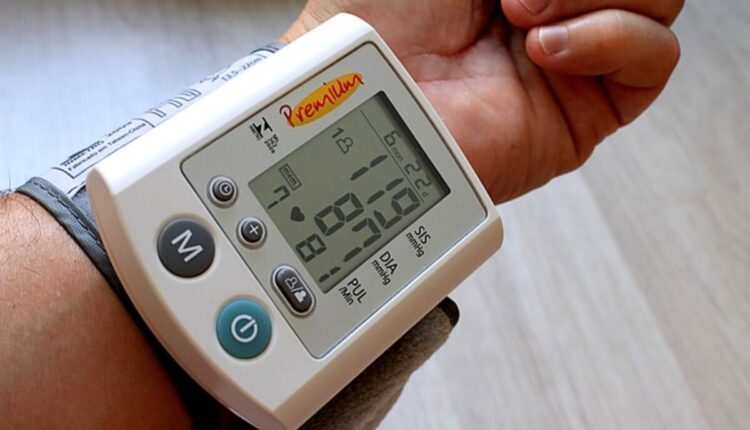 How to pick the Right Blood Pressure Monitor